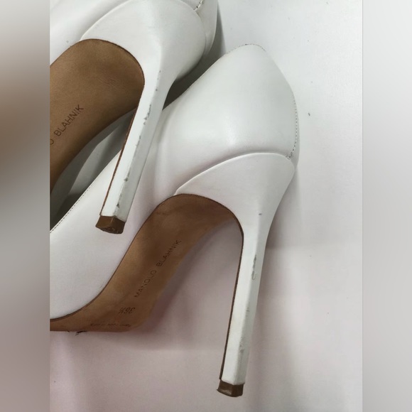 Manolo Blahnik BB Pump - White Leather - Picture 5 of 6